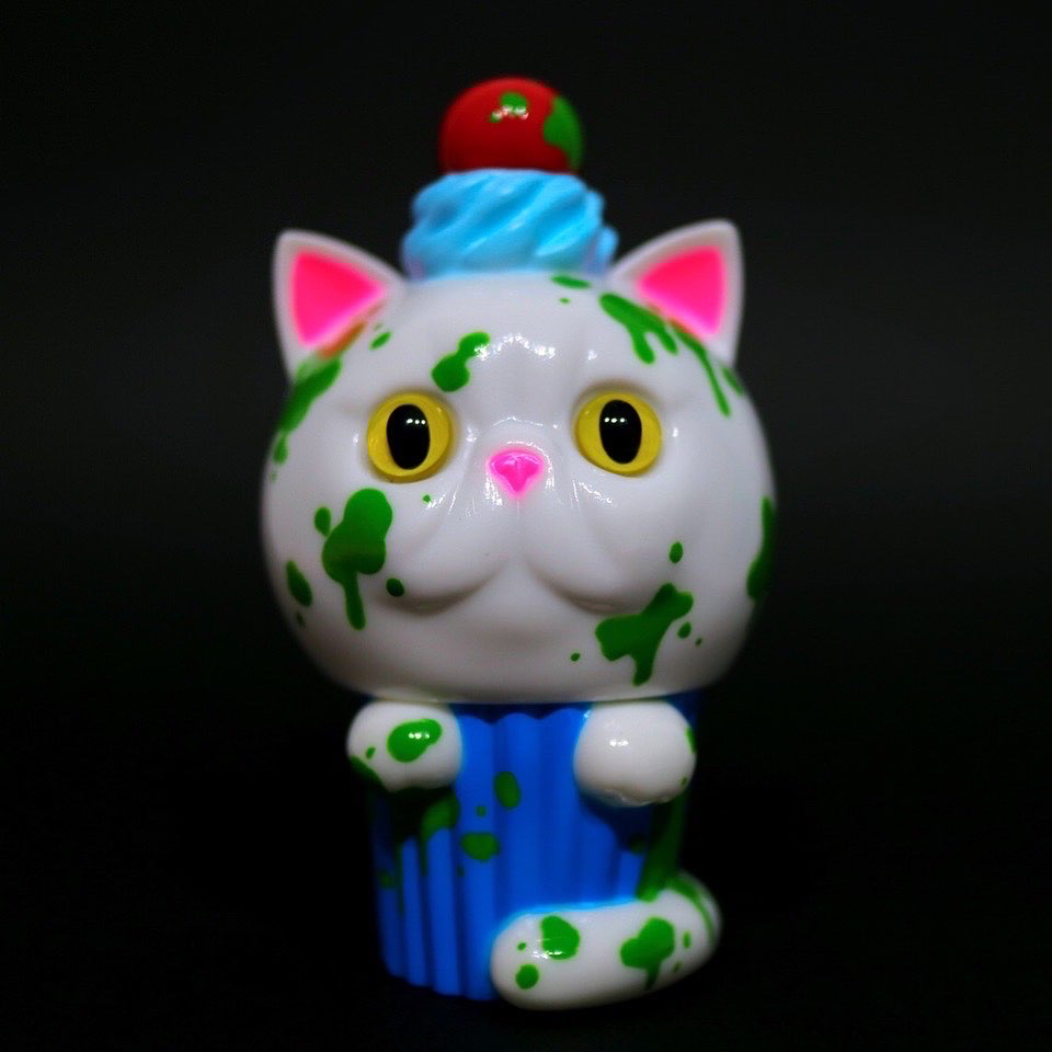 refreshmenttoy_designed_ghostbusters_slimer_exoticshorthair_cat_cupcake_giveaway_sofubi